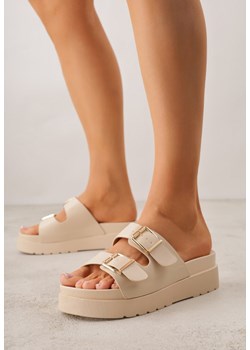 Beżowe Klapki na Platformie Ozdobione Metalicznymi Klamrami Galisiphe ze sklepu renee.pl w kategorii Klapki damskie - zdjęcie 188811096