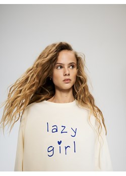 Reserved - Longsleeve z napisami - jasnożółty ze sklepu Reserved w kategorii Bluzki damskie - zdjęcie 188811448