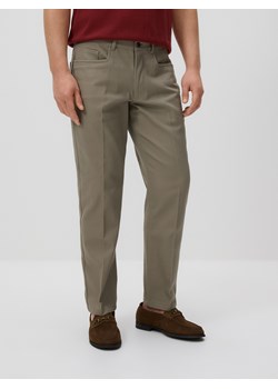 Reserved - Spodnie straight z kantem - brązowy ze sklepu Reserved w kategorii Spodnie męskie - zdjęcie 188812048