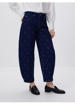 Reserved - Jeansy barrel leg z haftem - granatowy ze sklepu Reserved w kategorii Jeansy damskie - zdjęcie 188812469