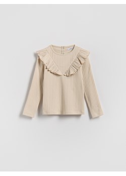Reserved - Prążkowana koszulka z falbaną - beżowy ze sklepu Reserved w kategorii Bluzki dziewczęce - zdjęcie 188812546
