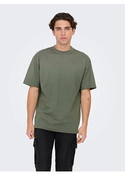 ONLY &amp; SONS Koszulka w kolorze khaki ze sklepu Limango Polska w kategorii T-shirty męskie - zdjęcie 188819457