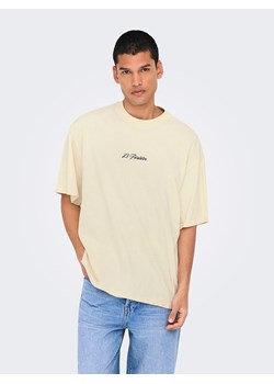 ONLY &amp; SONS Koszulka w kolorze beżowym ze sklepu Limango Polska w kategorii T-shirty męskie - zdjęcie 188819655