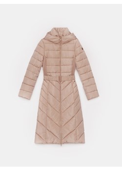 Mohito - Pikowany płaszcz - beżowy ze sklepu Mohito w kategorii Płaszcze damskie - zdjęcie 188821805
