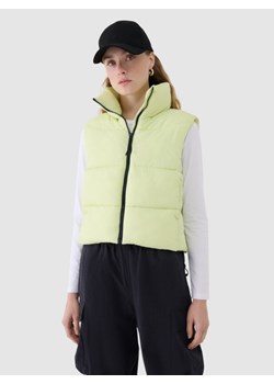 Damski bezrękawnik puchowy pikowany 4F 4FWSS25TVJAF182 - zielony ze sklepu Sportstylestory.com w kategorii Kamizelki damskie - zdjęcie 188822467