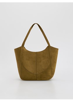 Reserved - Torebka shopper z imitacji zamszu - brązowy ze sklepu Reserved w kategorii Torebki damskie - zdjęcie 188826856