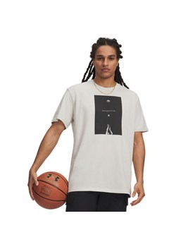Męski t-shirt z nadrukiem Under Armour Curry Greatest Shooter Tee - biały ze sklepu Sportstylestory.com w kategorii T-shirty męskie - zdjęcie 188827389