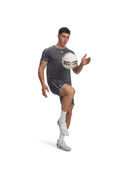 Męskie spodenki treningowe Under Armour UA M Challenger Train Short - szare ze sklepu Sportstylestory.com w kategorii Spodenki męskie - zdjęcie 188827439