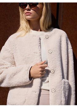 Mohito - Kremowa kurtka typu teddy - beżowy ze sklepu Mohito w kategorii Kurtki damskie - zdjęcie 188828909