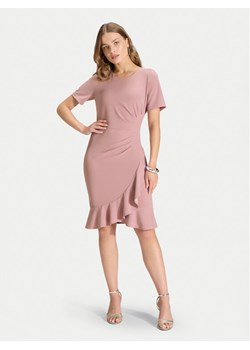 Swing Sukienka koktajlowa 5AH04800 Różowy Regular Fit ze sklepu MODIVO w kategorii Sukienki - zdjęcie 188833169