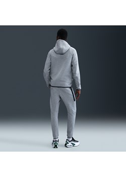 Męskie dzianinowe joggery Nike Tech - Szary ze sklepu Nike poland w kategorii Spodnie męskie - zdjęcie 188834165