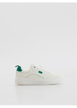 Reserved - Klasyczne trampki - biały ze sklepu Reserved w kategorii Trampki męskie - zdjęcie 188840839