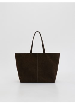 Reserved - Torebka shopper z imitacji zamszu - ciemnobrązowy ze sklepu Reserved w kategorii Torebki damskie - zdjęcie 188841325