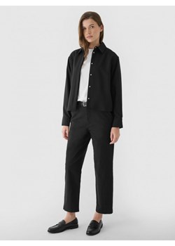 Damskie spodnie casual tkaninowe Outhorn OTHWAW24TTROF1084 - czarne ze sklepu Sportstylestory.com w kategorii Spodnie damskie - zdjęcie 188854898