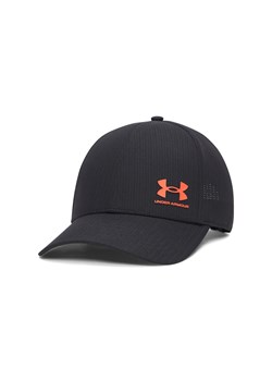 Męska czapka z daszkiem Under Armour M Iso-chill Armourvent Adj - czarna ze sklepu Sportstylestory.com w kategorii Czapki z daszkiem męskie - zdjęcie 188855128
