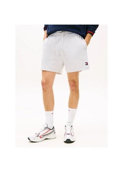 Tommy Jeans Szorty | Regular Fit ze sklepu Gomez Fashion Store w kategorii Spodenki męskie - zdjęcie 188855787