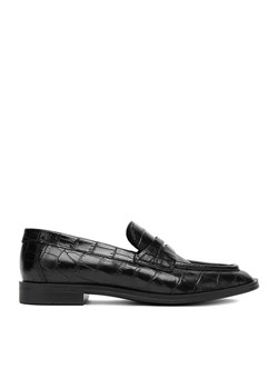 GINO ROSSI Loafersy EO-MANU-25550PE Czarny ze sklepu MODIVO w kategorii Lordsy damskie - zdjęcie 188857755