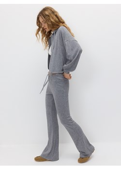 Reserved - Spodnie flare z wiskozą - ciemnoszary ze sklepu Reserved w kategorii Spodnie damskie - zdjęcie 188887076