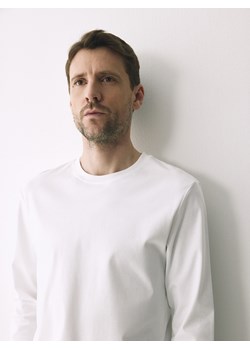 Reserved - Longsleeve z merceryzowanej bawełny - biały ze sklepu Reserved w kategorii T-shirty męskie - zdjęcie 188887677