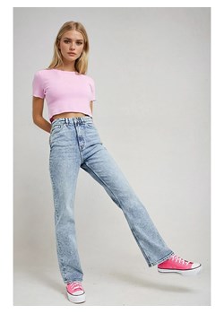 Monki Dżinsy - Regular fit - w kolorze błękitnym ze sklepu Limango Polska w kategorii Jeansy damskie - zdjęcie 188888389