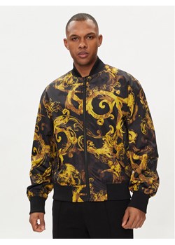 Versace Jeans Couture Kurtka bomber 76GAS407 Czarny Regular Fit ze sklepu MODIVO w kategorii Kurtki męskie - zdjęcie 188888927