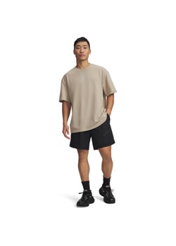 Męskie spodenki Under Armour UA Unstoppable Woven Shorts - czarne ze sklepu Sportstylestory.com w kategorii Spodenki męskie - zdjęcie 188893207