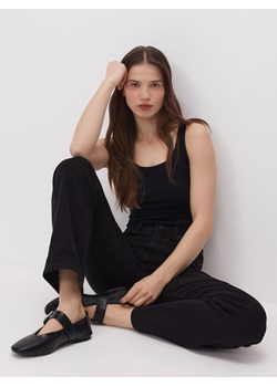 Reserved - Jeansy straight - czarny ze sklepu Reserved w kategorii Jeansy damskie - zdjęcie 188907326