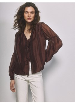 Reserved - Bluzka z ozdobnym wiązaniem - brązowy ze sklepu Reserved w kategorii Bluzki damskie - zdjęcie 188907376