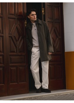 Reserved - Gładki płaszcz z kołnierzem - ciemnozielony ze sklepu Reserved w kategorii Płaszcze męskie - zdjęcie 188917418