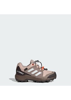 adidas Trekkingi Terrex Gore-Tex JR9072 Różowy ze sklepu MODIVO w kategorii Buty trekkingowe dziecięce - zdjęcie 188922316