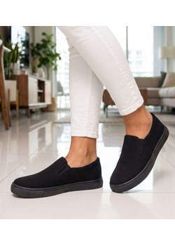 Wsuwane czarne trampki slip on /A1-3 18793 S174/ ze sklepu Pantofelek24.pl w kategorii Trampki damskie - zdjęcie 188923076