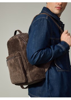 Reserved - Zamszowy plecak z uchwytem - ciemnobrązowy ze sklepu Reserved w kategorii Plecaki - zdjęcie 188929438