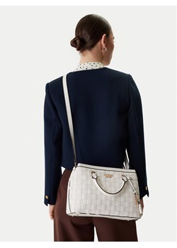 Guess Torebka Sandy HWWG84 18060 Écru ze sklepu MODIVO w kategorii Kuferki - zdjęcie 188931617