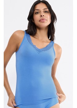 Triumph podkoszulek damski Feel of Modal 10221637-005J, Kolor niebieski, Rozmiar S, Triumph ze sklepu Intymna w kategorii Podkoszulki i halki - zdjęcie 188932969