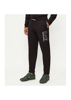 EA7 Spodnie dresowe | Regular Fit ze sklepu Gomez Fashion Store w kategorii Spodnie męskie - zdjęcie 188933897