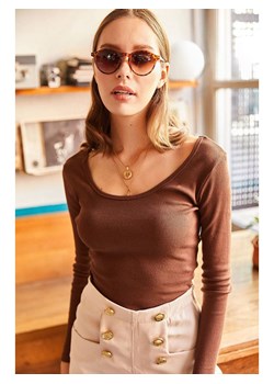Olalook Koszulka w kolorze brązowym ze sklepu Limango Polska w kategorii Bluzki damskie - zdjęcie 188950997