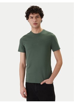 Guess T-Shirt M2YI72 I3Z14 Zielony Slim Fit ze sklepu MODIVO w kategorii T-shirty męskie - zdjęcie 188953029