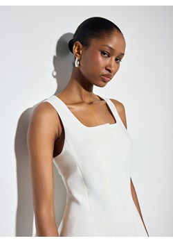 Mohito - Kamizelka na szerokich ramiączkach - kremowy ze sklepu Mohito w kategorii Bluzki damskie - zdjęcie 188954307