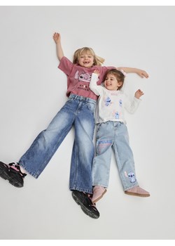 Reserved - Jeansy baggy straight Lilo i Stich - niebieski ze sklepu Reserved w kategorii Spodnie dziewczęce - zdjęcie 188955915