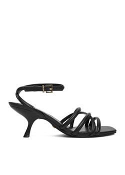 Sandały GINO ROSSI EO-LS655783-1 Czarny ze sklepu eobuwie.pl w kategorii Sandały damskie - zdjęcie 188960245