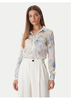 Guess Top 181137 Kolorowy Classic Fit ze sklepu MODIVO w kategorii Bluzki damskie - zdjęcie 188961726