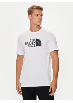 The North Face T-Shirt Easy NF0A2TX3 Biały Regular Fit ze sklepu MODIVO w kategorii T-shirty męskie - zdjęcie 188962608