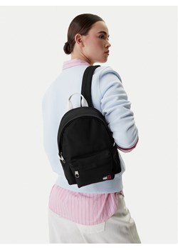 Plecak Tommy Jeans Tjw Ess Daily Dome Backpack AW0AW18648 Czarny ze sklepu eobuwie.pl w kategorii Plecaki - zdjęcie 188966556