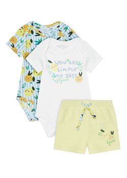 Guess Komplet body i szorty P6GG03 K6YW1 Żółty Regular Fit ze sklepu MODIVO w kategorii Komplety niemowlęce - zdjęcie 188979768