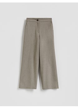 Reserved - Spodnie z szeroką nogawką - jasnoszary ze sklepu Reserved w kategorii Spodnie damskie - zdjęcie 188980427