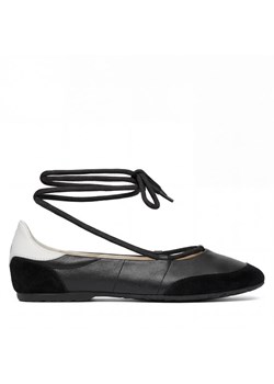 Patrizia Pepe Baleriny 8Z0123/L150-K103 Czarny ze sklepu MODIVO w kategorii Balerinki - zdjęcie 188981137
