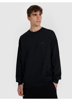 Męska bluza nierozpinana bez kaptura 4F 4FWAW25TSWSM1924 - czarna ze sklepu Sportstylestory.com w kategorii Bluzy męskie - zdjęcie 188981939