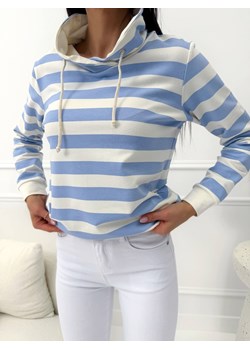Niebieska Bluza w Paski z Kapturem ze sklepu ModnaKiecka.pl w kategorii Bluzy damskie - zdjęcie 188983547