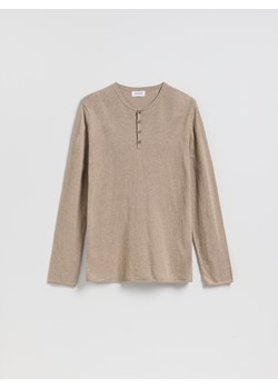 Reserved - Sweter henley - beżowy ze sklepu Reserved w kategorii Swetry męskie - zdjęcie 188986148