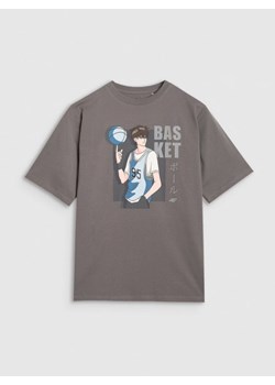Chłopięcy t-shirt oversize z nadrukiem 4F 4FJRAW25TTSHM3062 - szary ze sklepu Sportstylestory.com w kategorii T-shirty chłopięce - zdjęcie 188997498